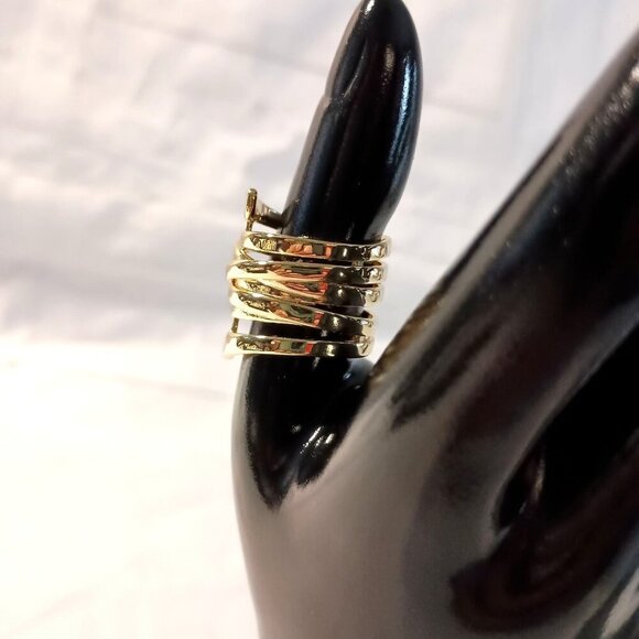 New Gift Box Silvertone Wide Band Wrap Ring Size 7 Statement Jewelry - Picture 3 of 4